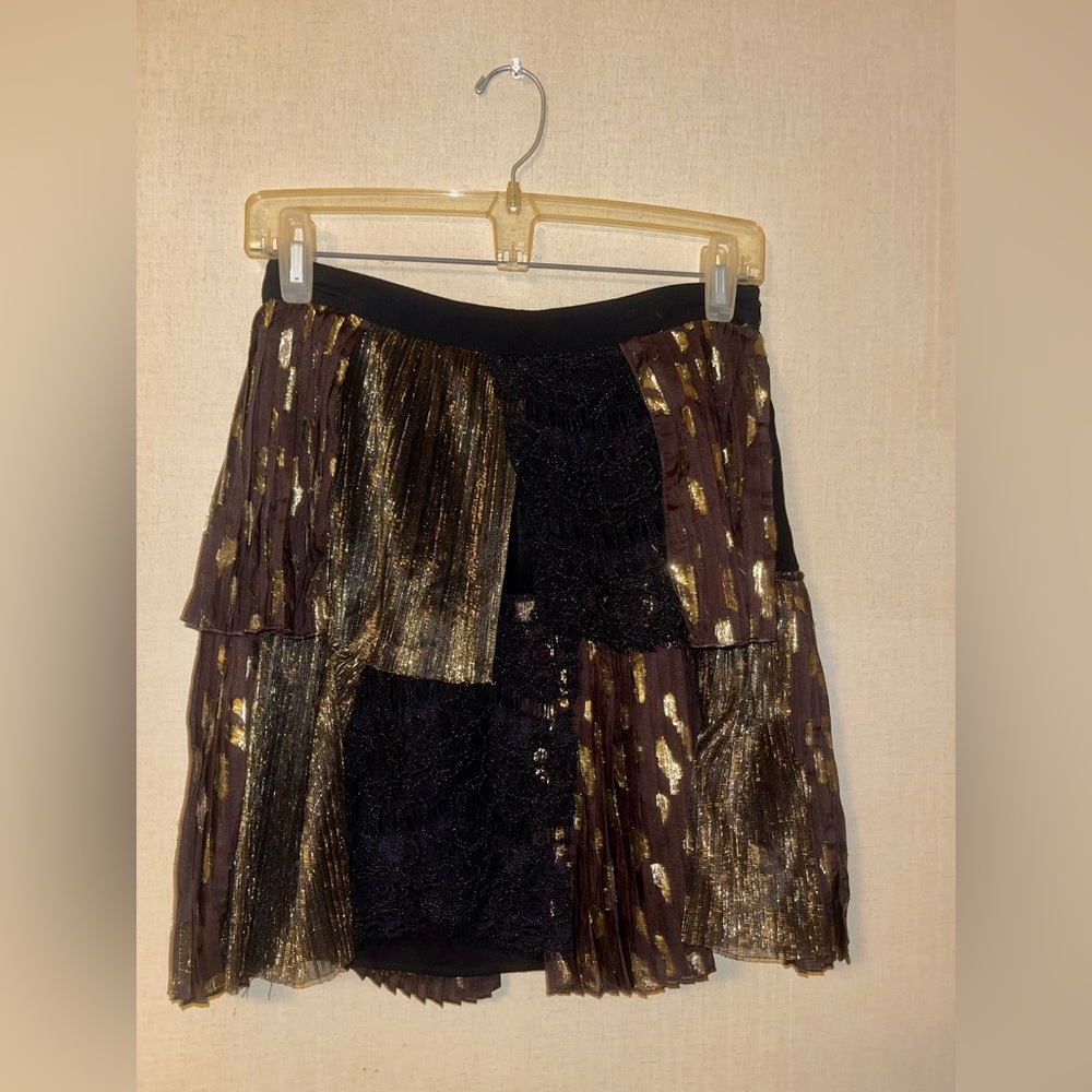 Harlyn Black/Gold Color Block Mini Skirt